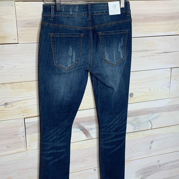 Size 0 Medium Washed Patched Distressed Jeans - Picture 8 of 10